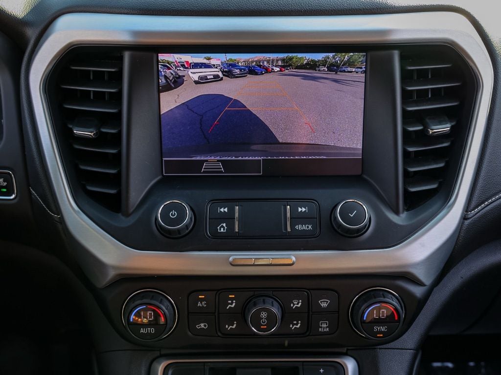 2022 GMC Acadia SLE