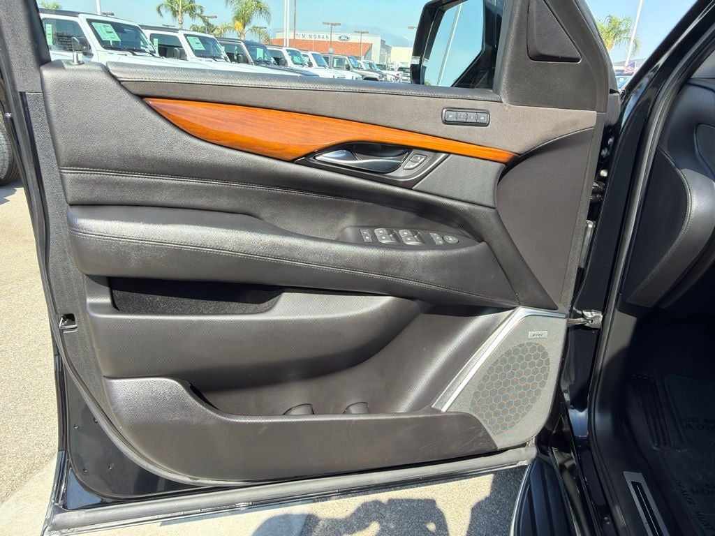 2020 Cadillac Escalade ESV Premium