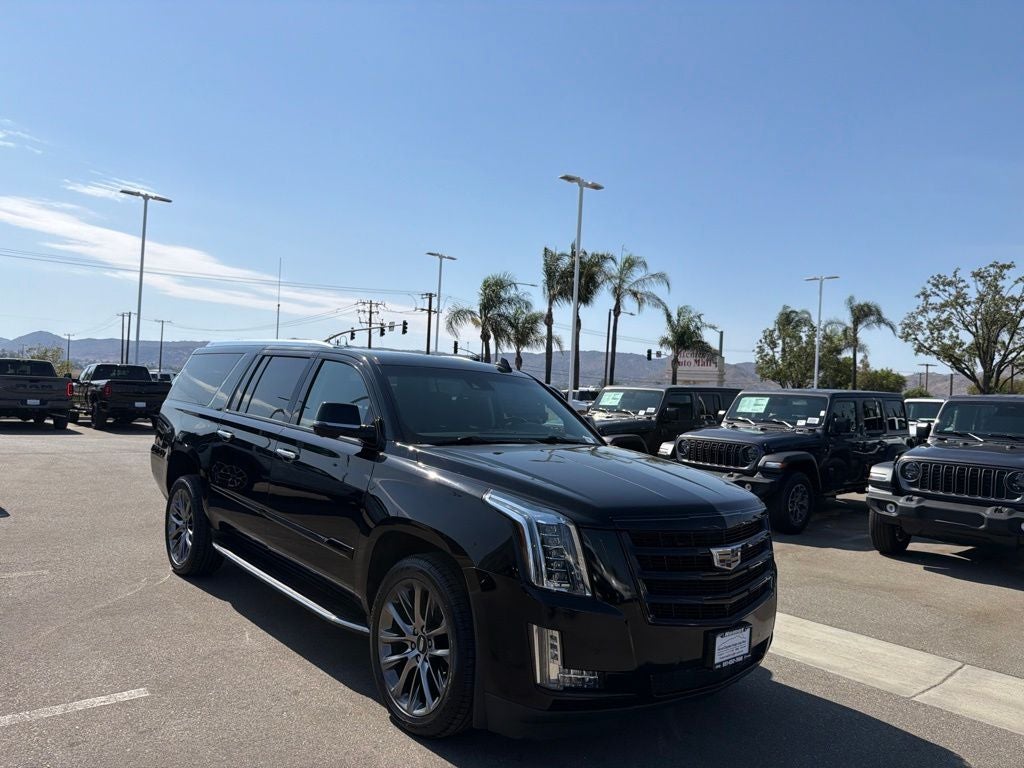 2020 Cadillac Escalade ESV Premium
