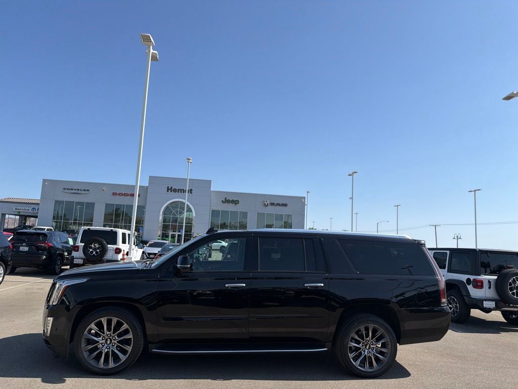 2020 Cadillac Escalade ESV Premium