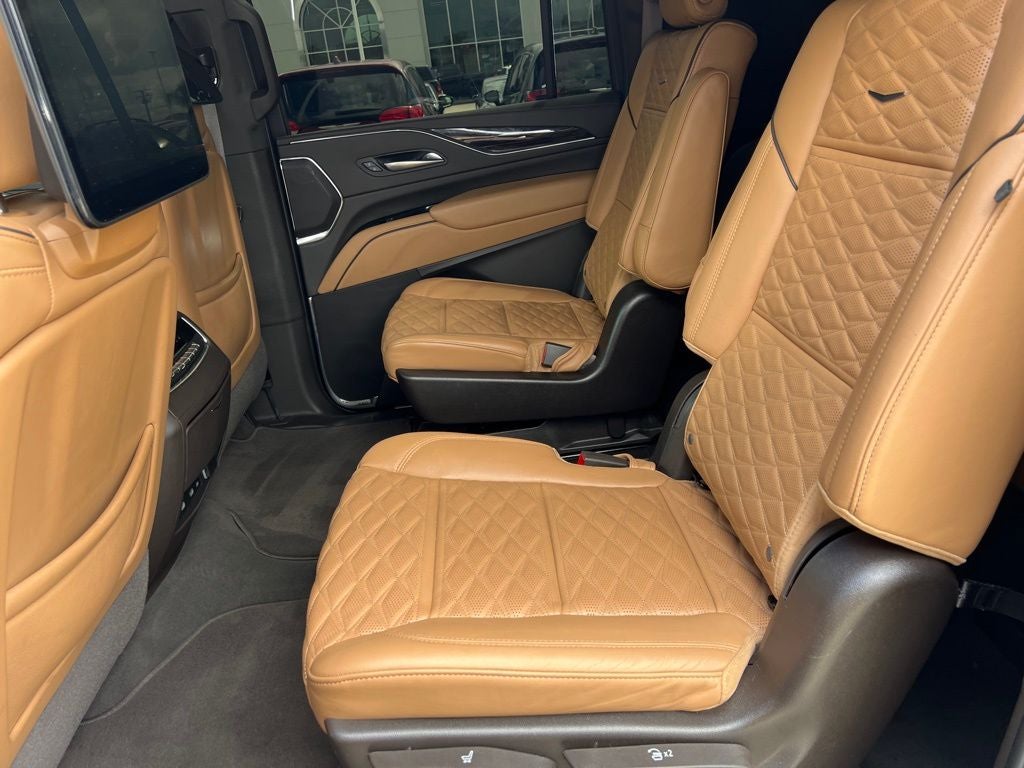 2024 Cadillac Escalade ESV Sport