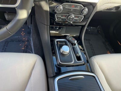 2023 Chrysler 300 Touring