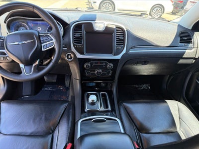 2023 Chrysler 300 Touring