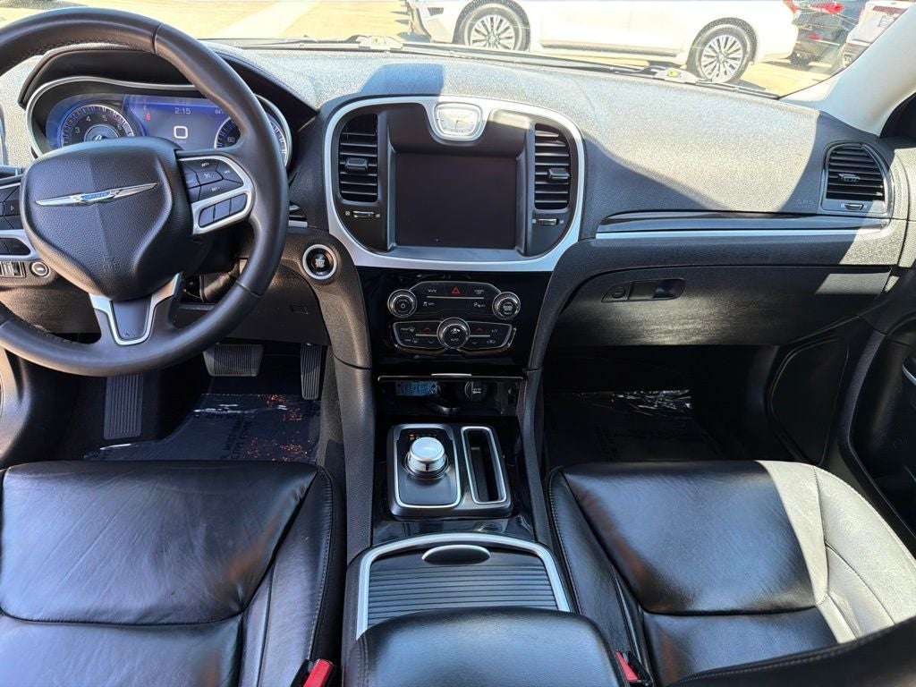 2023 Chrysler 300 Touring