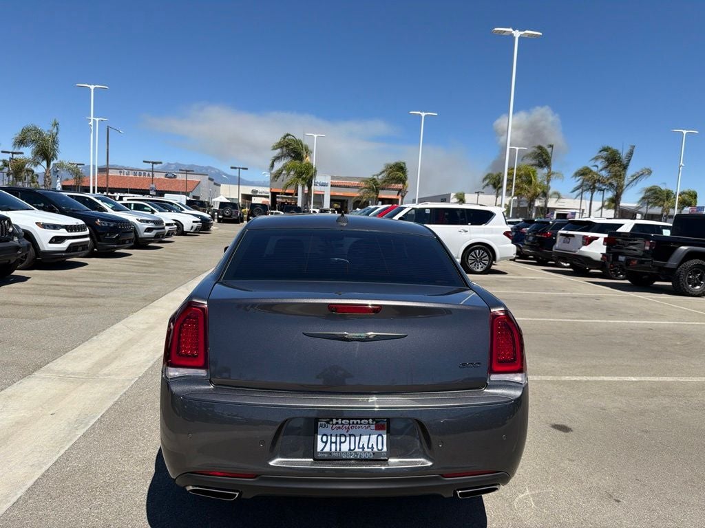 2023 Chrysler 300 Touring