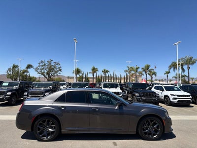 2023 Chrysler 300 Touring