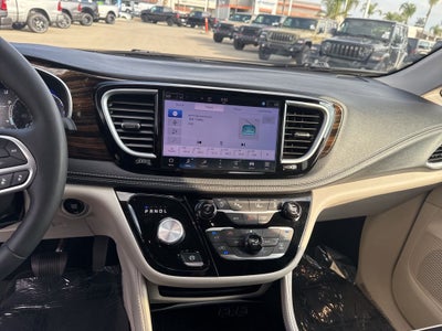 2024 Chrysler Pacifica Limited