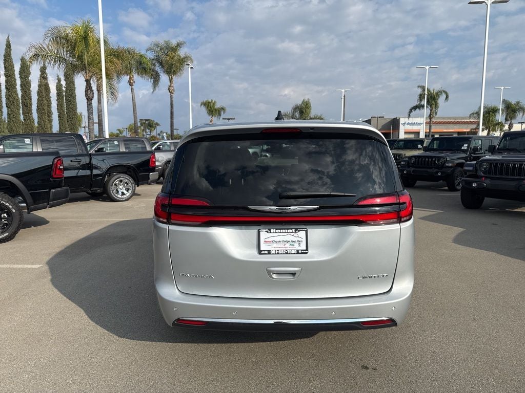 2024 Chrysler Pacifica Limited