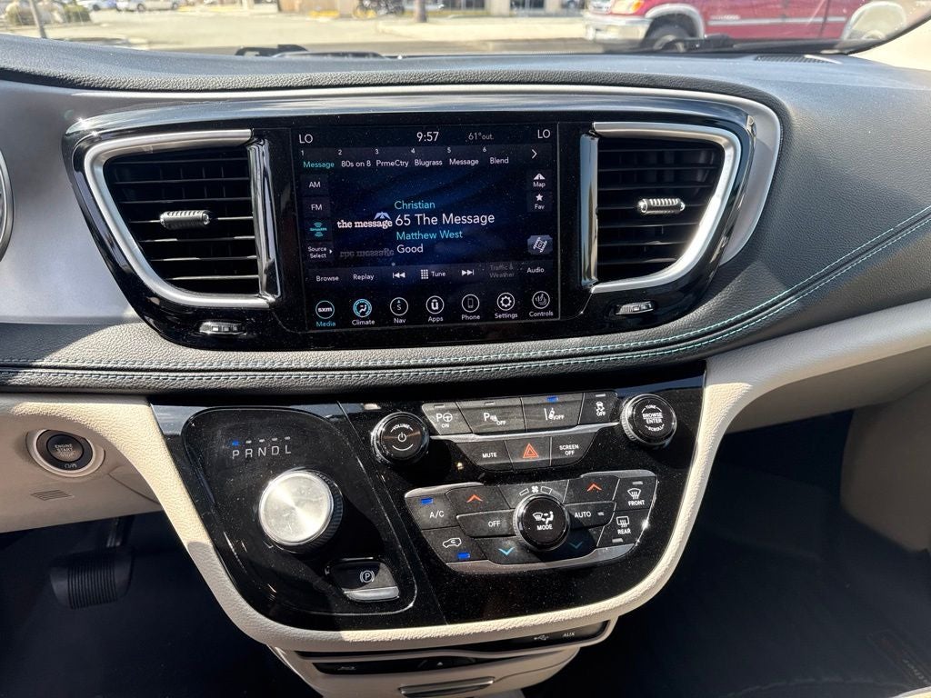 2020 Chrysler Pacifica Hybrid Limited