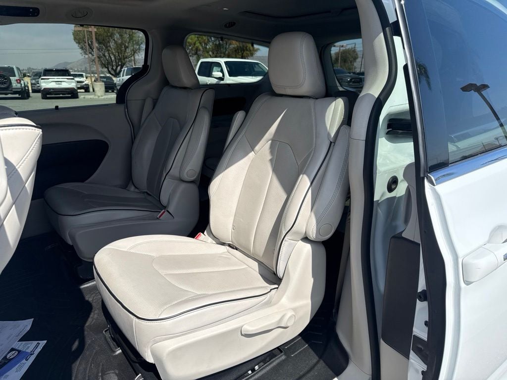 2020 Chrysler Pacifica Hybrid Limited