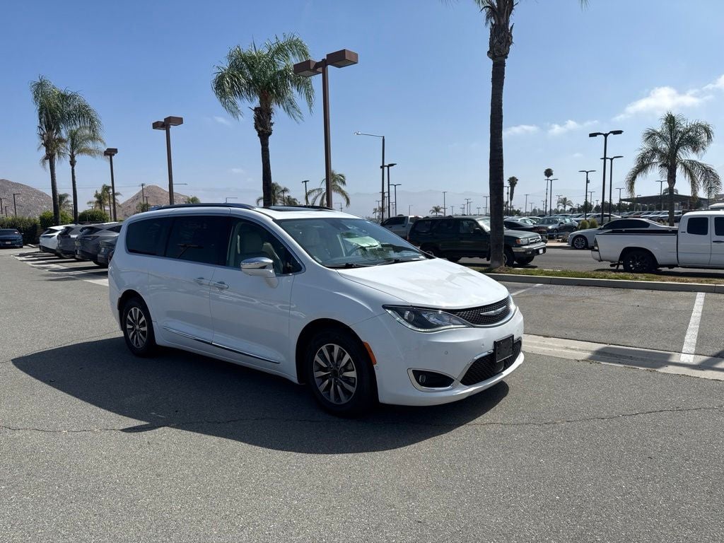 2020 Chrysler Pacifica Hybrid Limited