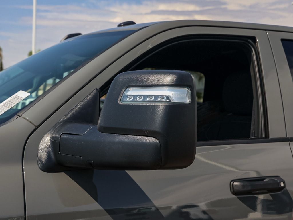 2026 RAM 2500 Black Express Crew Cab 4x4