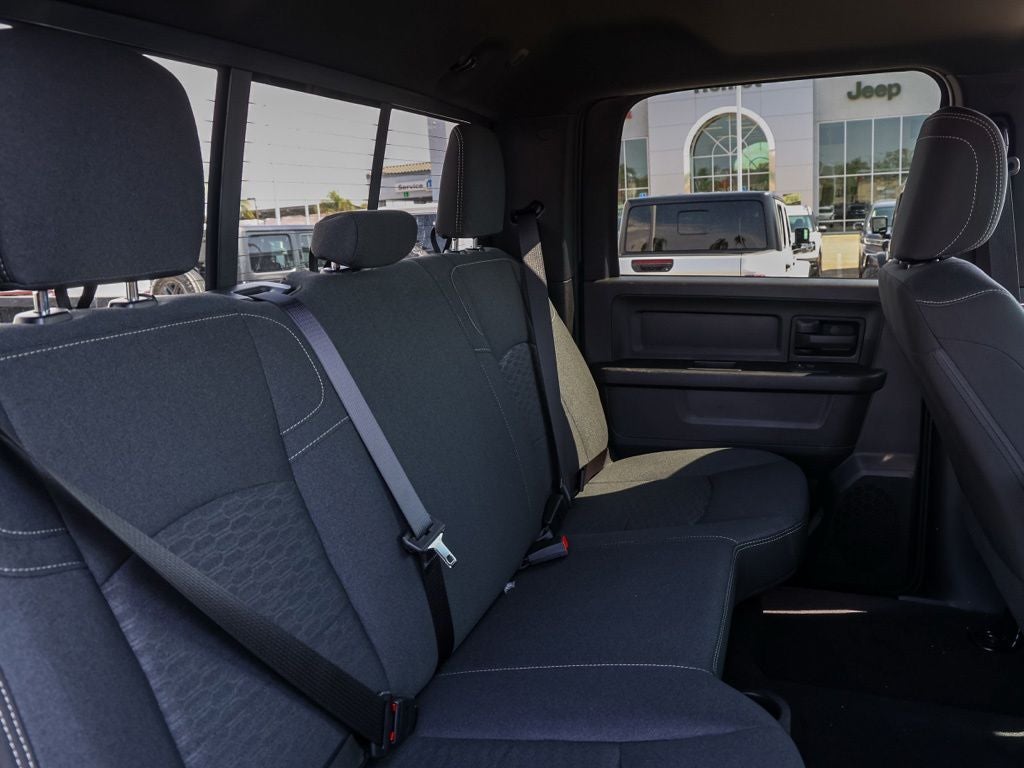 2026 RAM 2500 Black Express Crew Cab 4x4