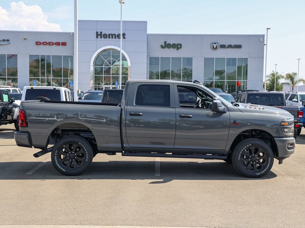 2026 RAM 2500 Black Express Crew Cab 4x4