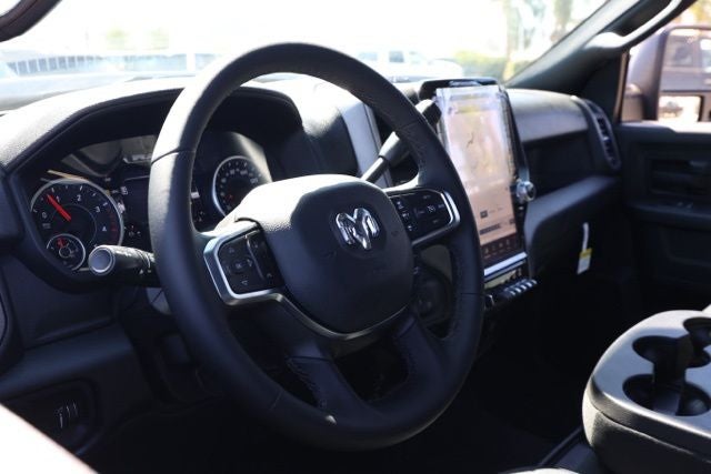 2026 RAM 2500 Tradesman BLACK EXPRESS CREW CAB 4X4 6'4' BOX