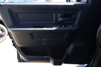 2026 RAM 2500 Tradesman BLACK EXPRESS CREW CAB 4X4 6'4' BOX