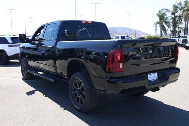 2026 RAM 2500 Tradesman BLACK EXPRESS CREW CAB 4X4 6'4' BOX