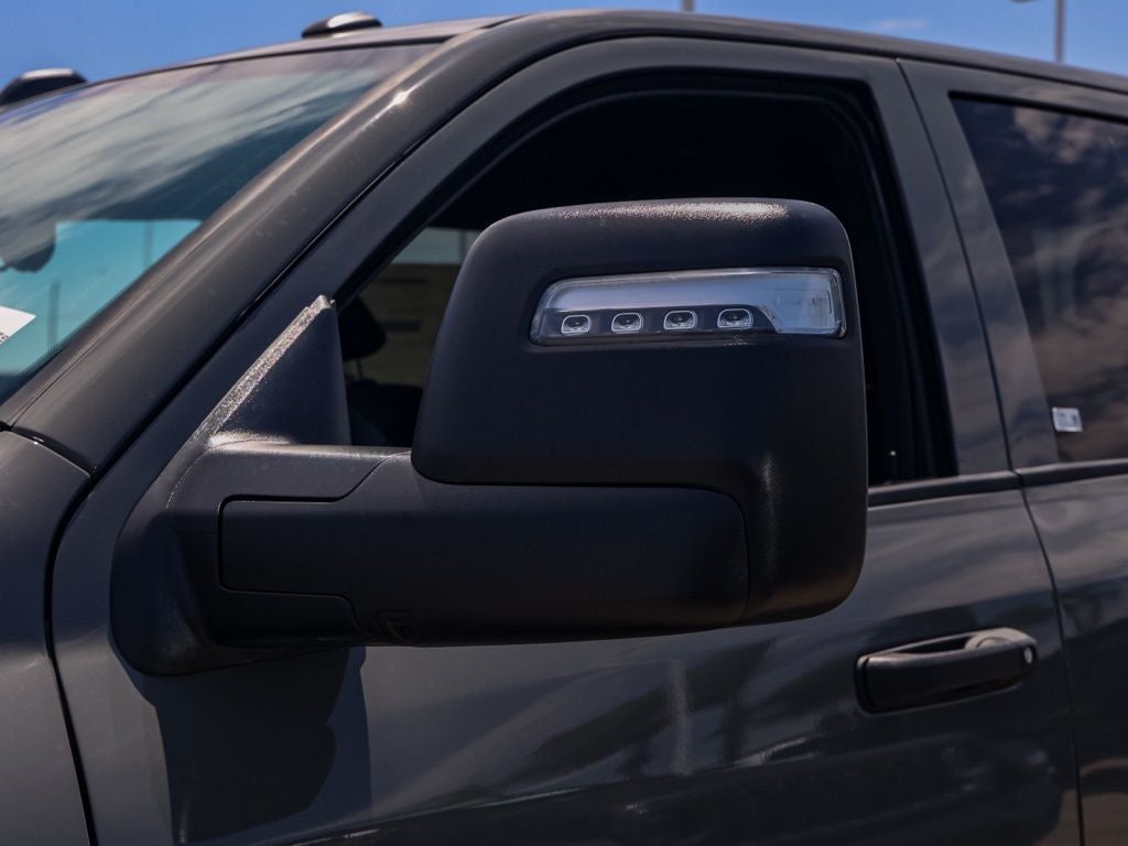2026 RAM 2500 Black Express Crew Cab 4x4