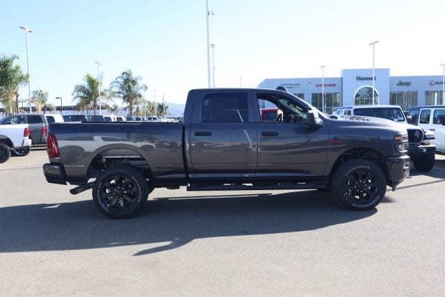 2026 RAM 2500 Tradesman BLACK EXPRESS CREW CAB 4X4 6'4' BOX