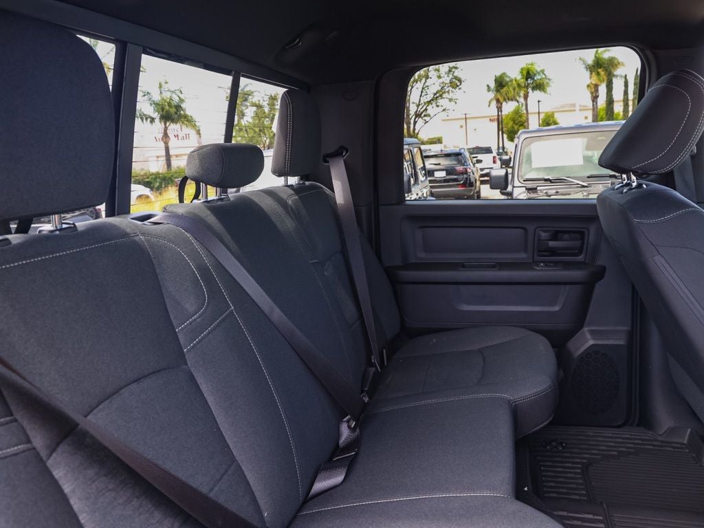 2026 RAM 2500 Black Express Crew Cab 4x4