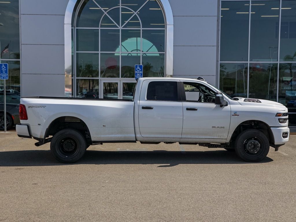 2026 RAM 3500 Big Horn Sport Appearance