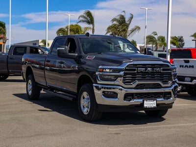 2026 RAM 2500 Tradesman Crew Cab 4x4 Longbox