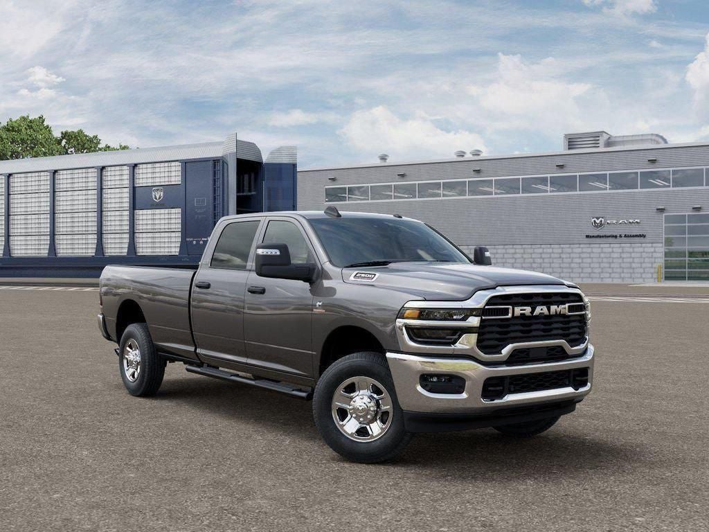 2026 RAM 2500 Tradesman Crew Cab 4x4 Longbox