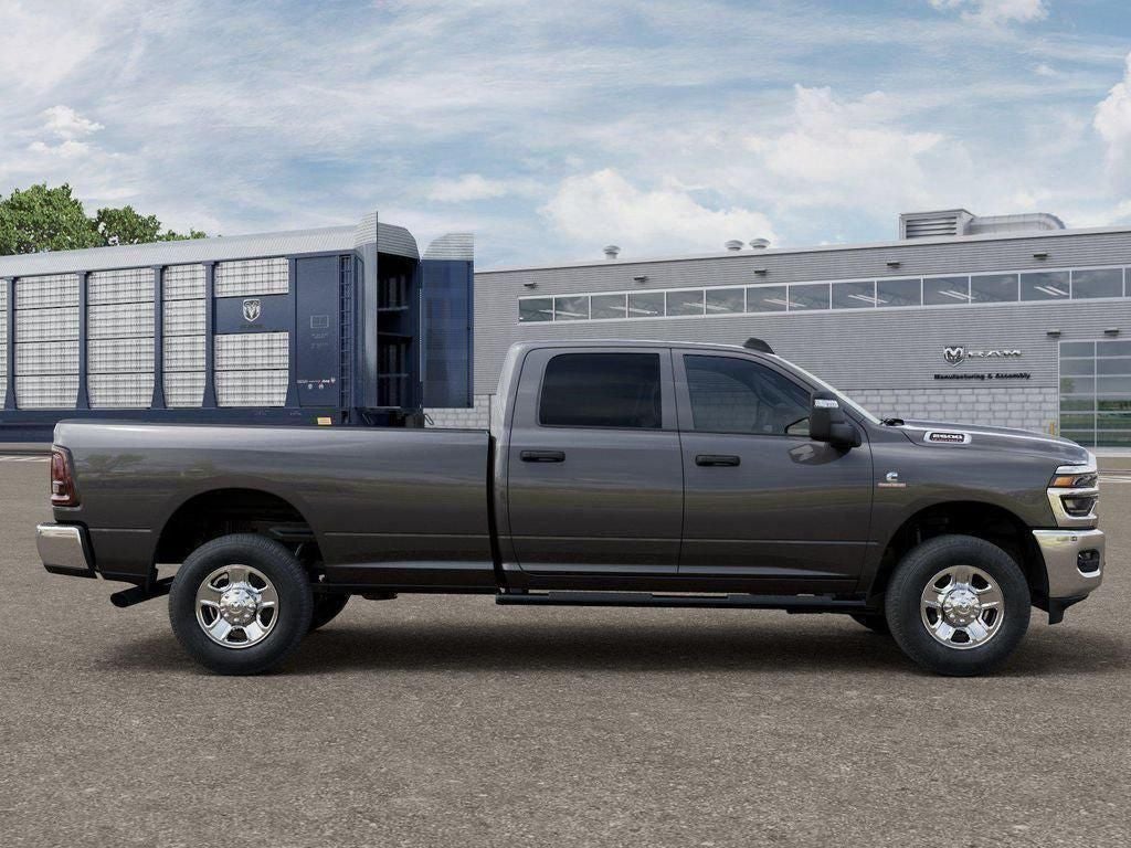 2026 RAM 2500 Tradesman Crew Cab 4x4 Longbox
