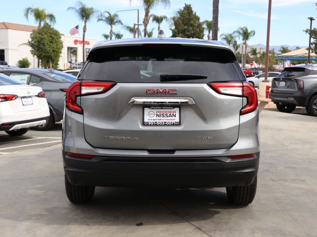 2024 GMC Terrain SLE