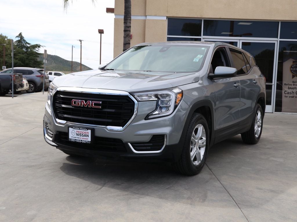2024 GMC Terrain SLE