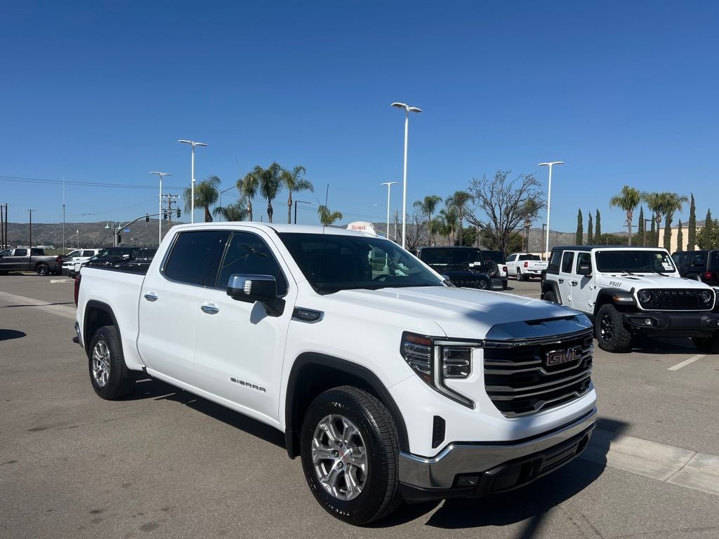 2024 GMC Sierra 1500 SLT