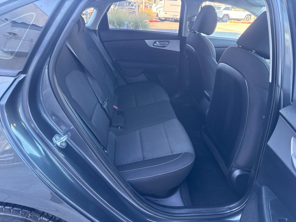2023 Kia Forte LX
