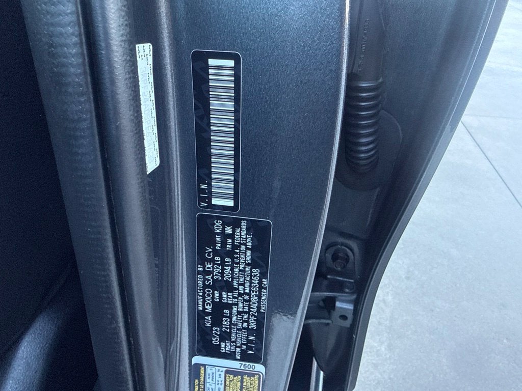 2023 Kia Forte LX