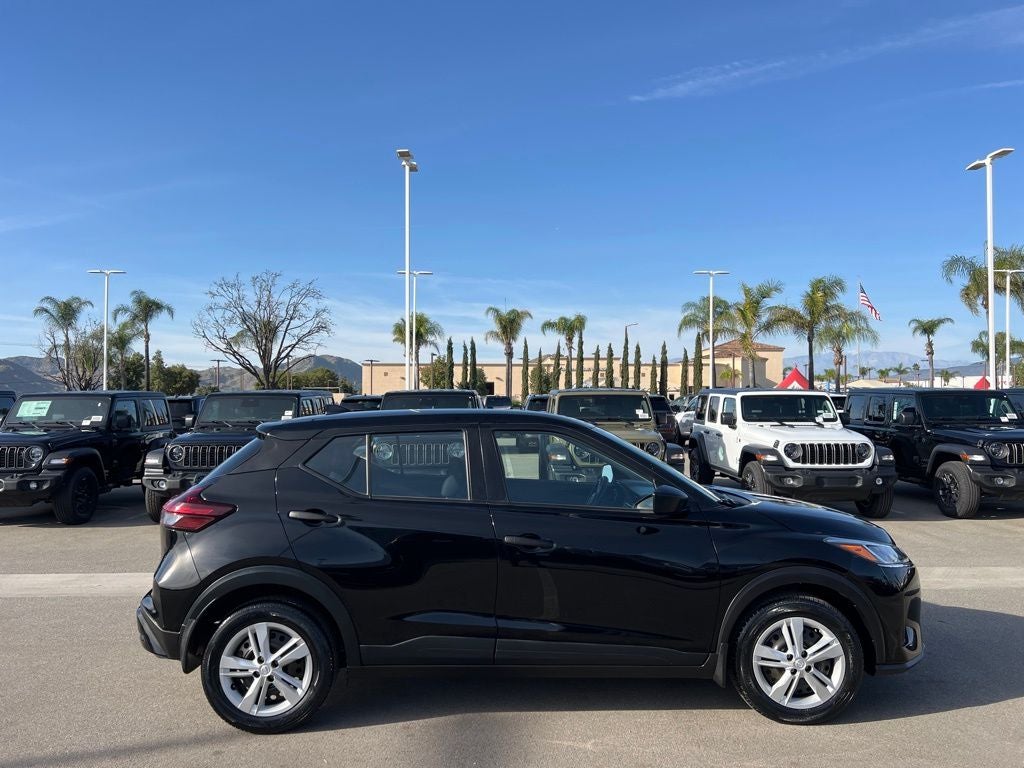 2024 Nissan Kicks S