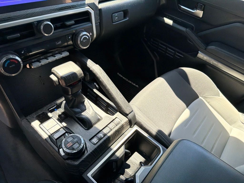 2025 Toyota Tacoma Hybrid TRD Off Road