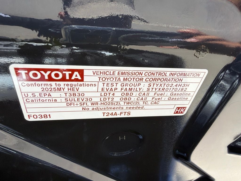 2025 Toyota Tacoma Hybrid TRD Off Road