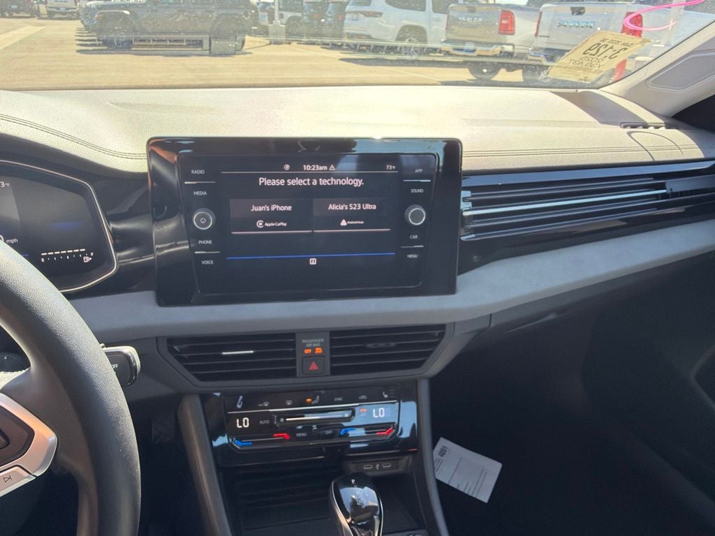 2025 Volkswagen Jetta 1.5T SE