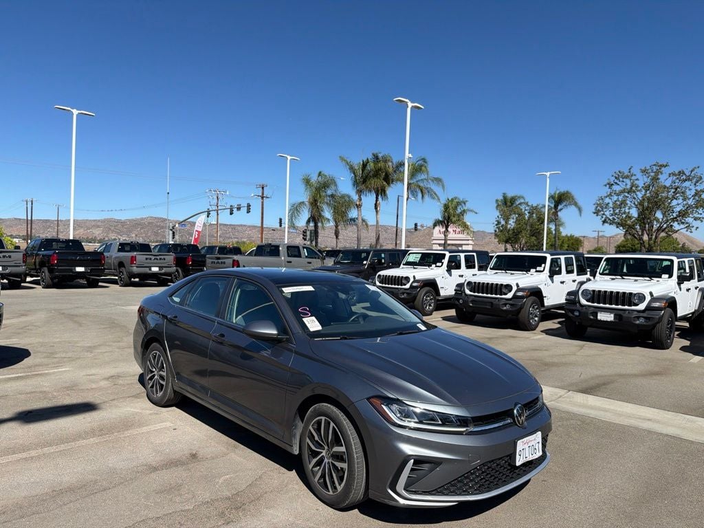 2025 Volkswagen Jetta 1.5T SE