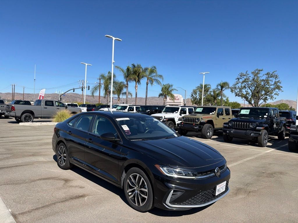 2025 Volkswagen Jetta 1.5T SE