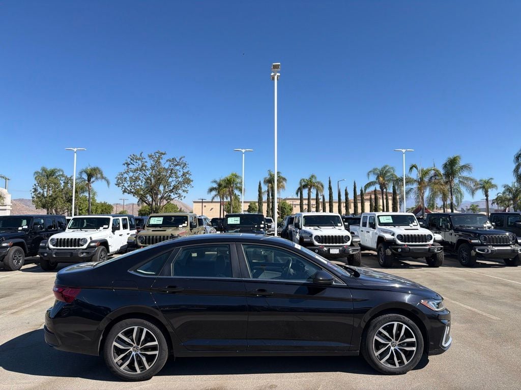 2025 Volkswagen Jetta 1.5T SE