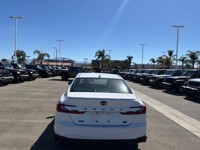 2025 Toyota Camry SE