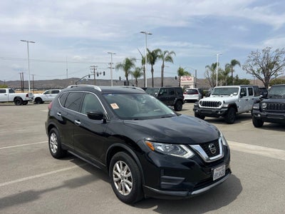 2020 Nissan Rogue SV