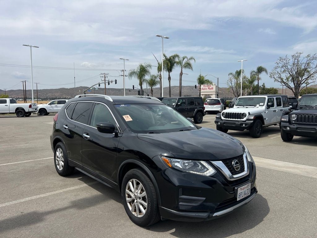 2020 Nissan Rogue SV
