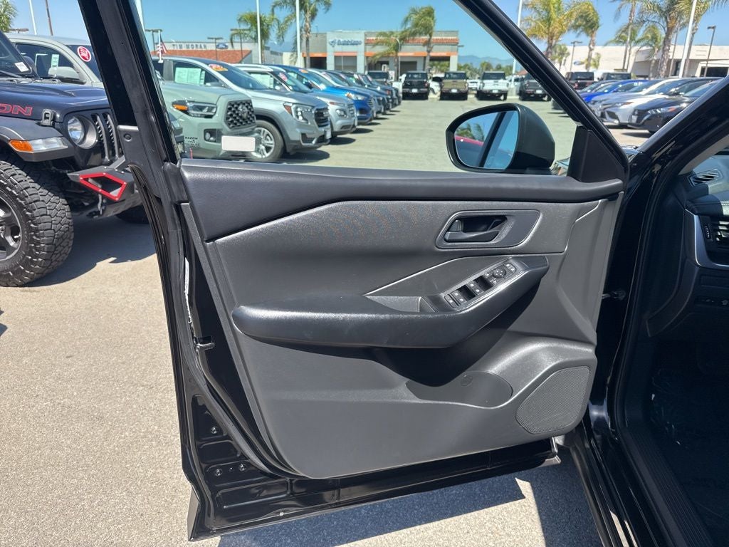 2024 Nissan Rogue S