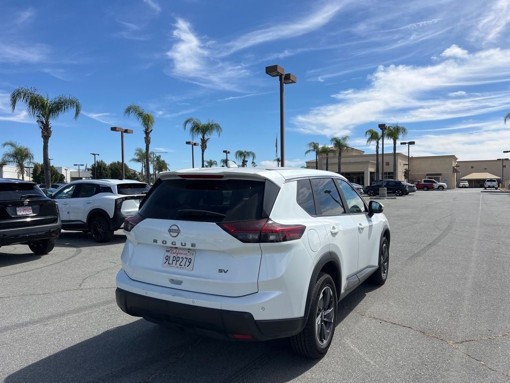 2024 Nissan Rogue SV