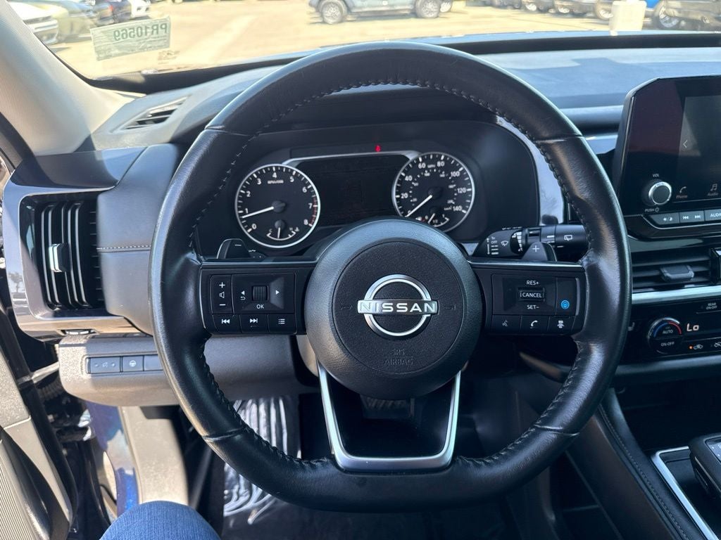 2024 Nissan Pathfinder SV