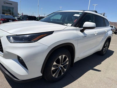 2021 Toyota Highlander Hybrid XLE