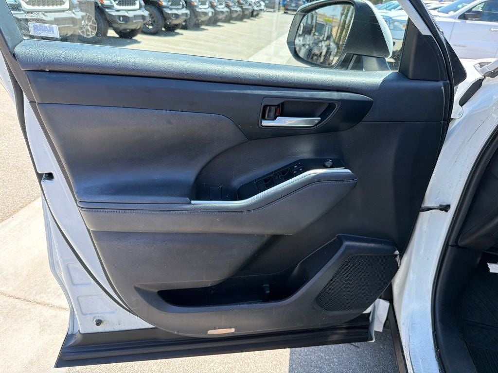 2021 Toyota Highlander Hybrid XLE