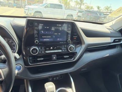 2021 Toyota Highlander Hybrid XLE