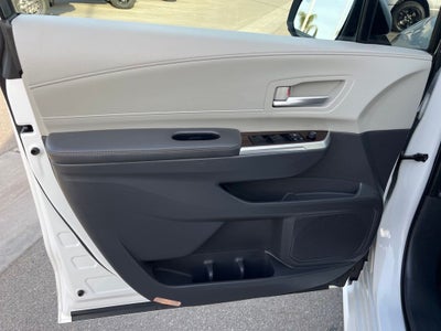 2022 Toyota Sienna XLE